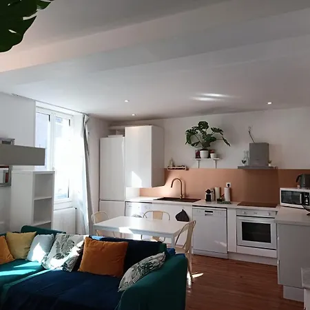 Cosy Queen - T4 - Hyper Centre & Parking 아파트 포