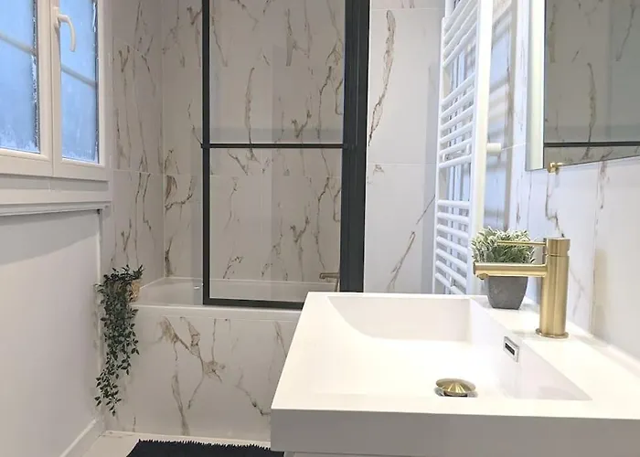 Cosy Queen - T4 - Hyper Centre & Parking Pau