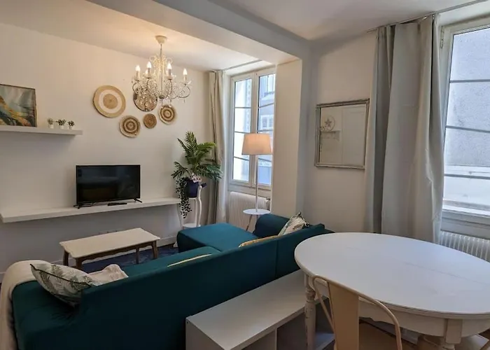 Cosy Queen - T4 - Hyper Centre & Parking *